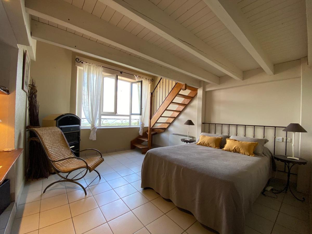Auberge De La Tour De Brison Sanilhac  Esterno foto