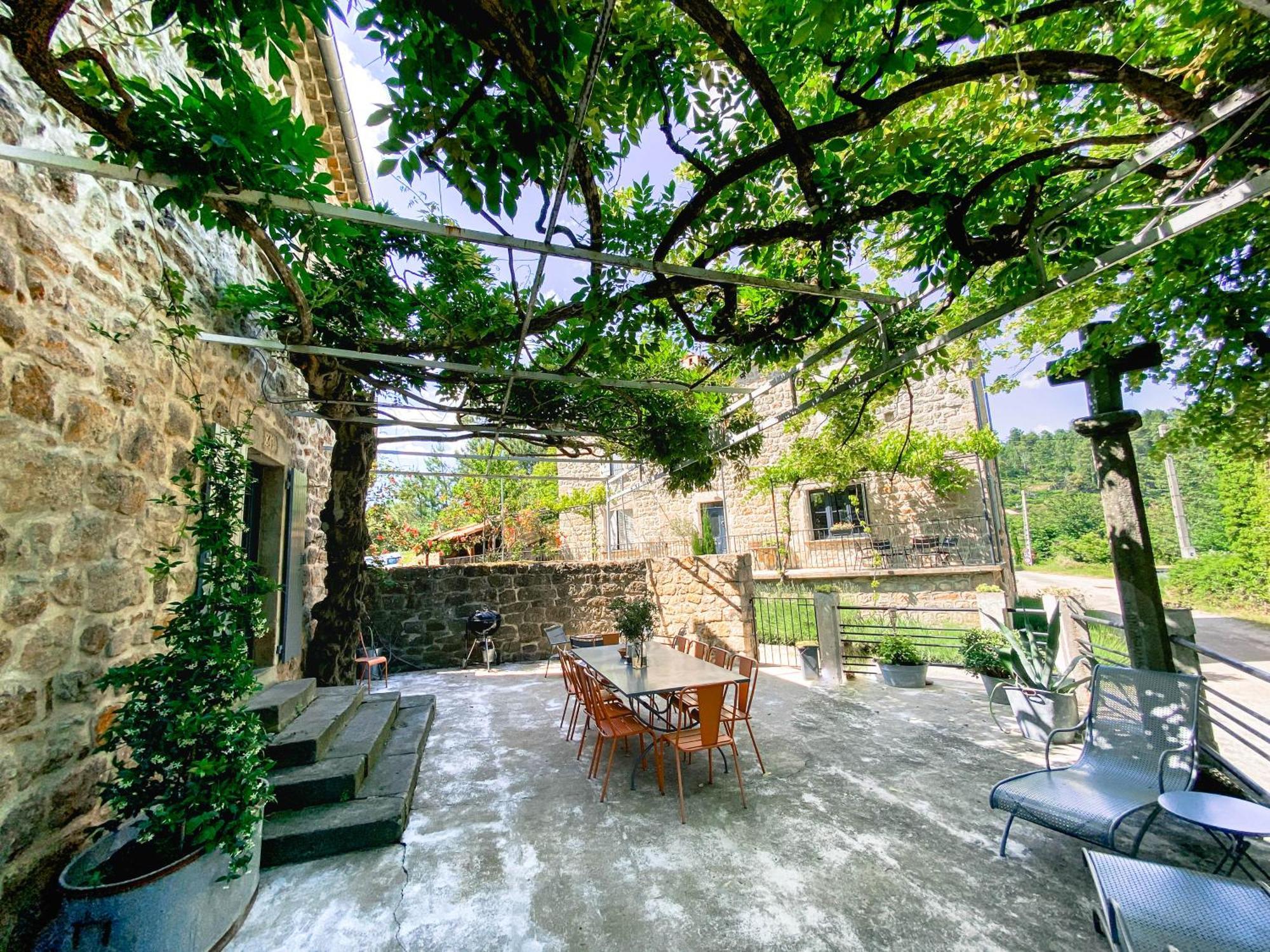 Auberge De La Tour De Brison Sanilhac  Esterno foto
